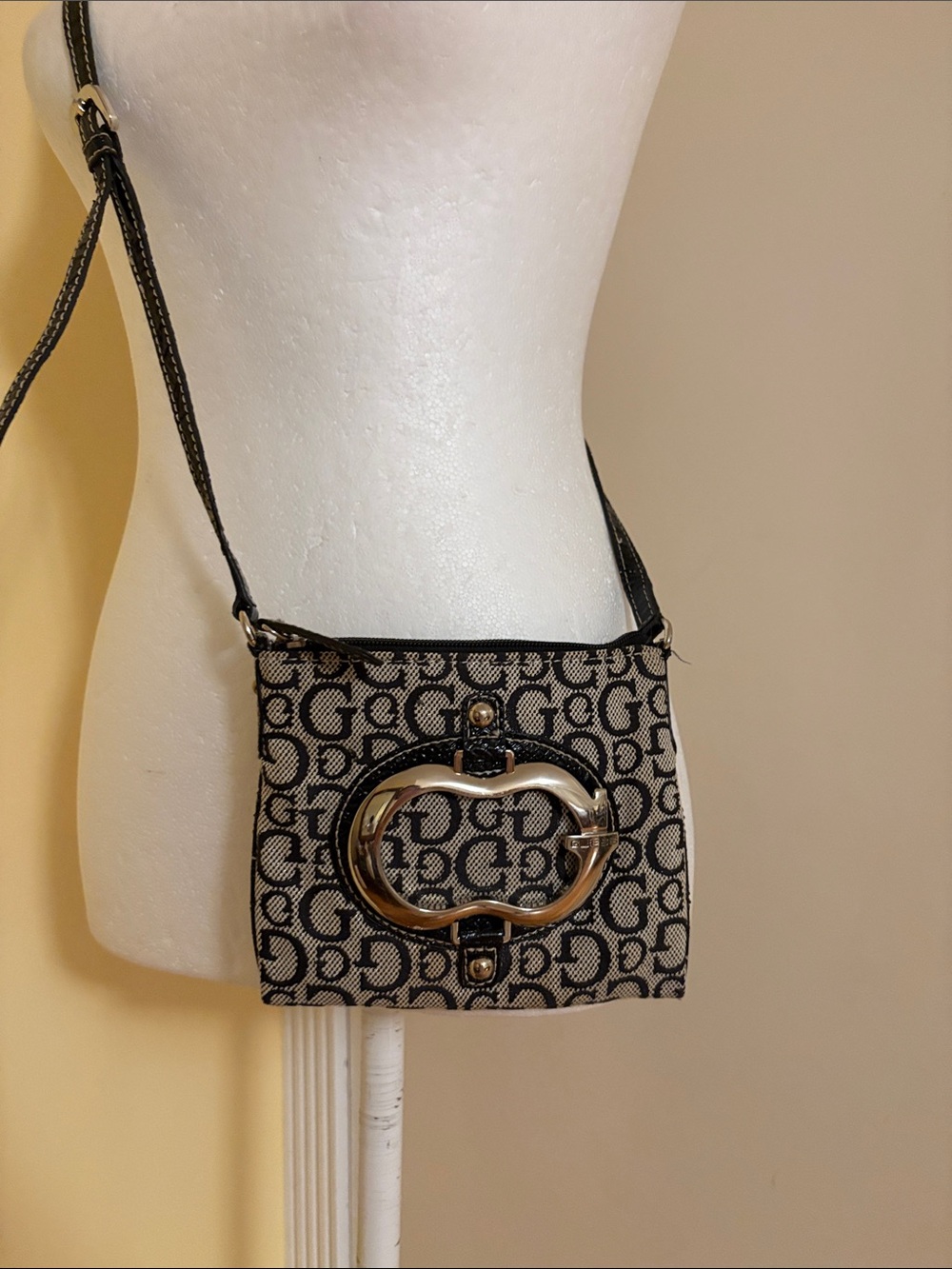 VTG Guess Monogram Small Crossbody Bag in Black and Cream with Silver Buckle